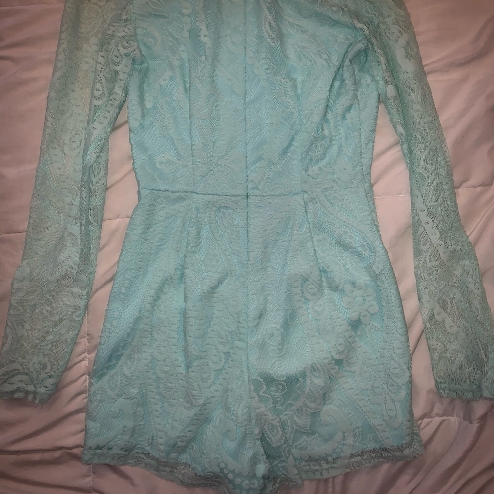 Lace Romper - Picture 3 of 4